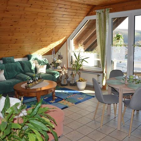 Ferienwohnung Auszeit Waxweiler エクステリア 写真