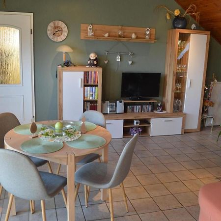 Ferienwohnung Auszeit Waxweiler エクステリア 写真