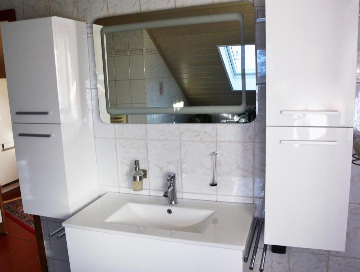 Ferienwohnung Auszeit Waxweiler エクステリア 写真